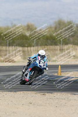 media/Jan-15-2026-Racers Edge (Thu) [[dfebeb70ab]]/2-A Group/Session 5 Turn 2/